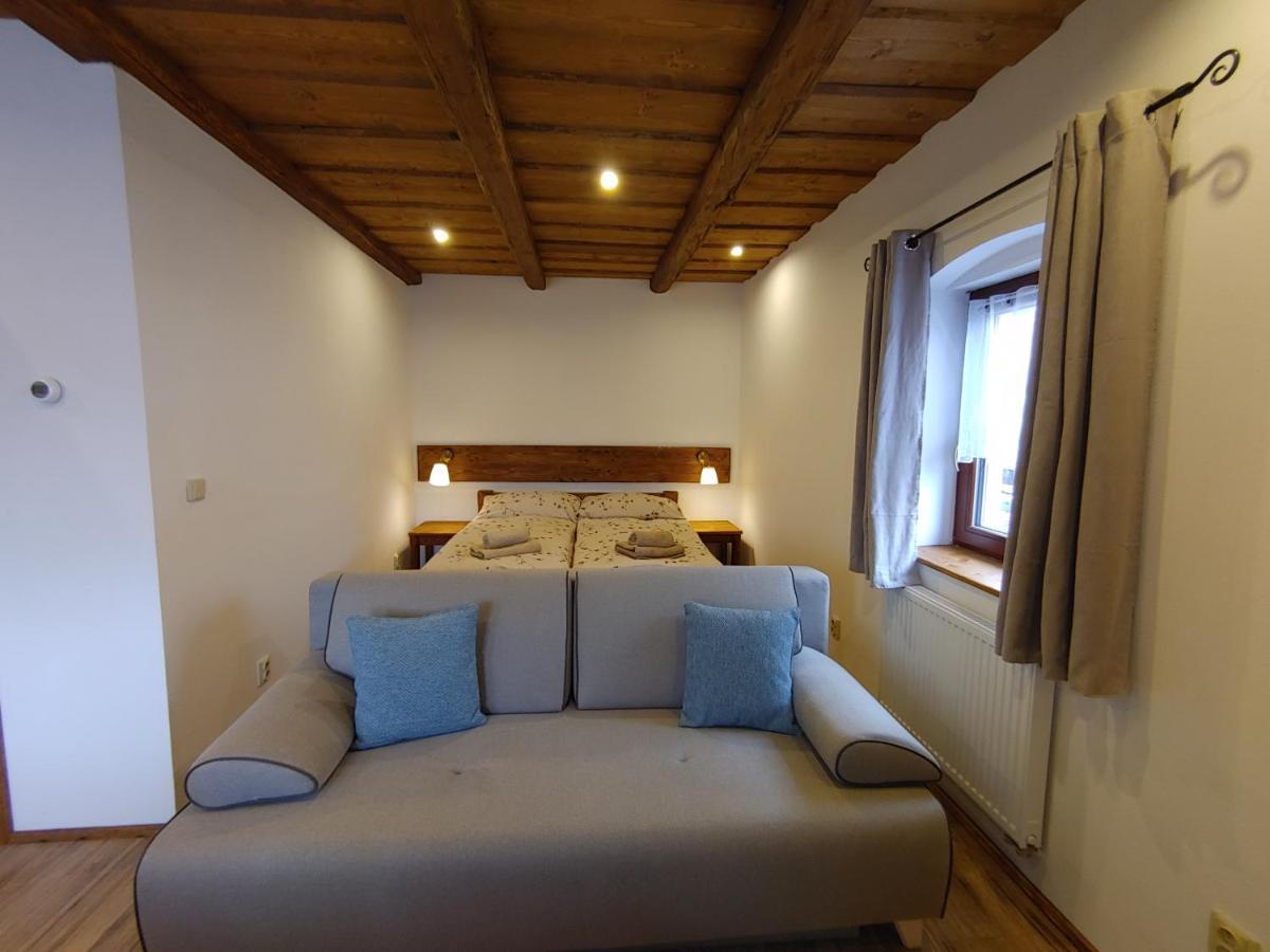 Ferienwohnung U Mikesu Vyšší Brod Exterior foto